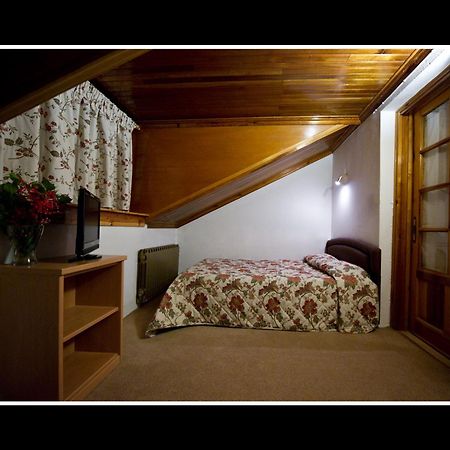 Hotel Bitouni Мецово Екстер'єр фото