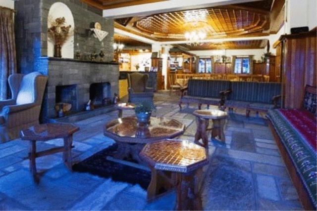 Hotel Bitouni Мецово Екстер'єр фото