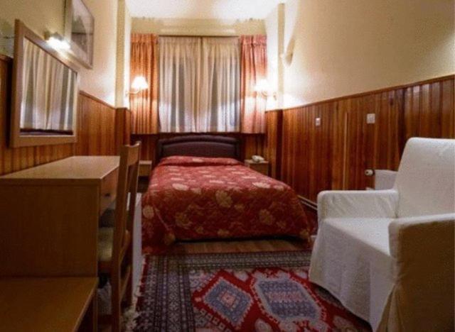 Hotel Bitouni Мецово Номер фото
